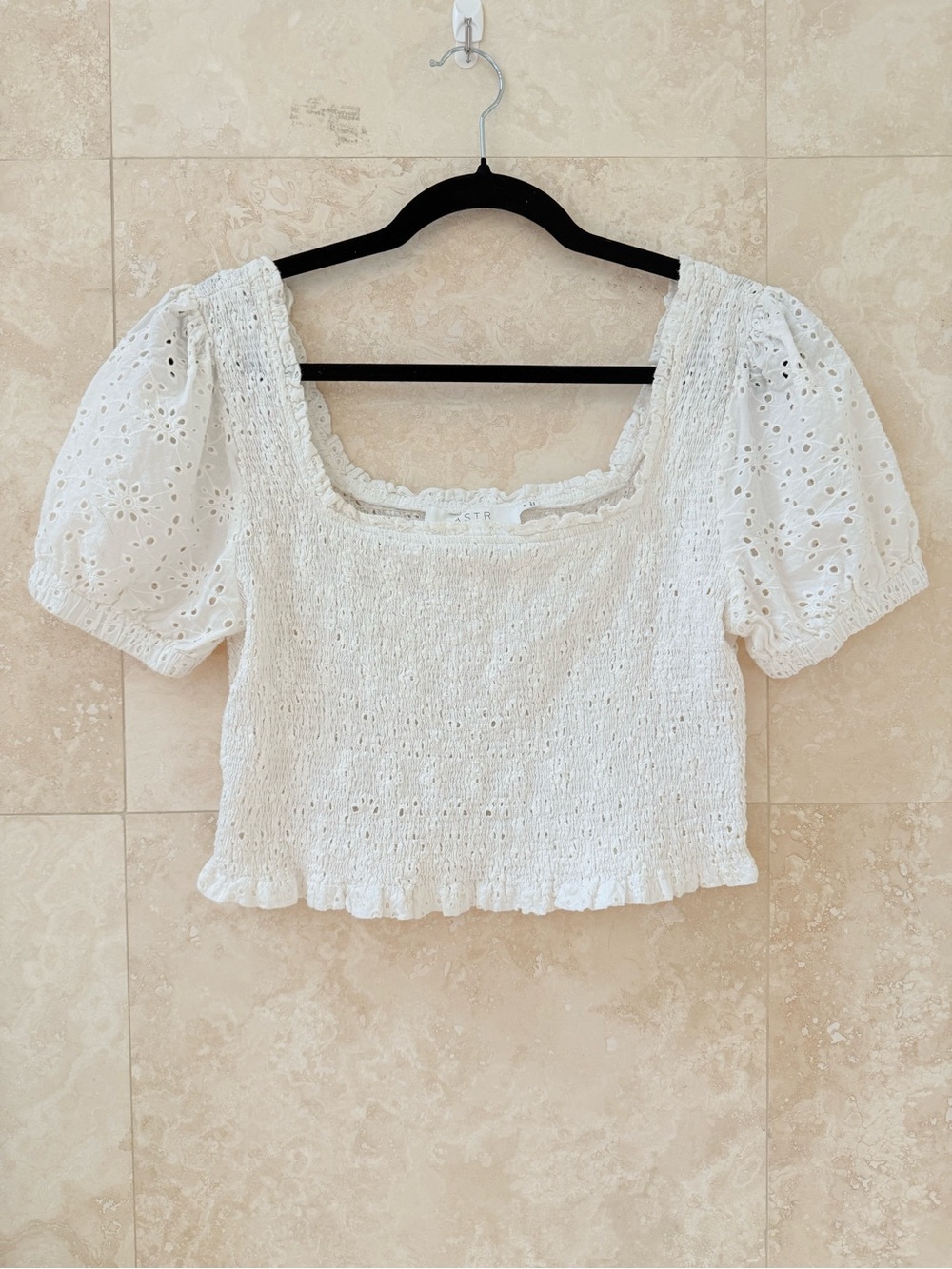 ASTR Smocked Eyelet Peasant Top White Size Medium